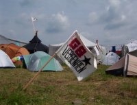 Zelte auf dem Camp Reddelich  Eric Blair 
