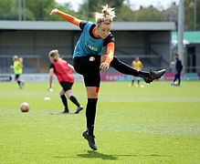 London Bees v Millwall Lionesses, 15 April 2017 (062) (cropped).jpg