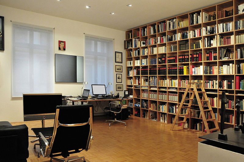 File:Gehäus von H.-P.Haack 13. Nov. 2009.JPG