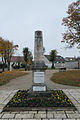Chanteau monument aux morts.jpg
