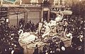 Carnaval de Chalon-sur-Saône 1909 - Char de la Reine et de ses Demoiselles d'Honneur.jpg